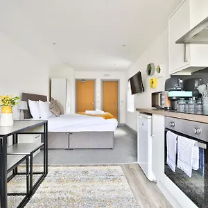 charming-studio-in-central.cardiffhotelswales.com/